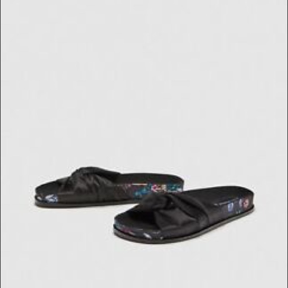 Zara Black Printed Slides